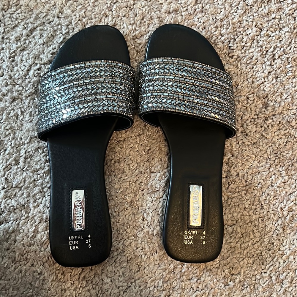 Sandal